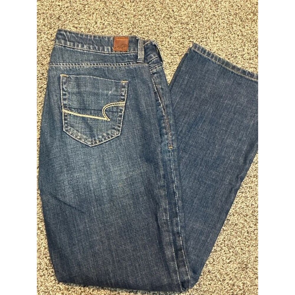 Women’s American Eagle size 10 bootcut jeans True Boot